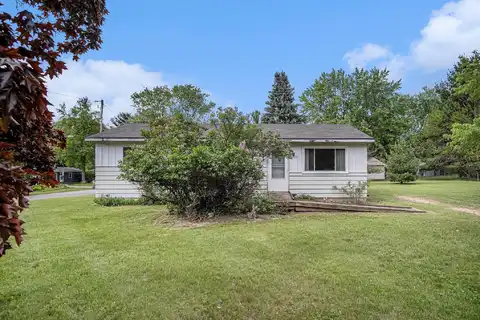 2235 Elmer Drive NE, Grand Rapids, MI 49525
