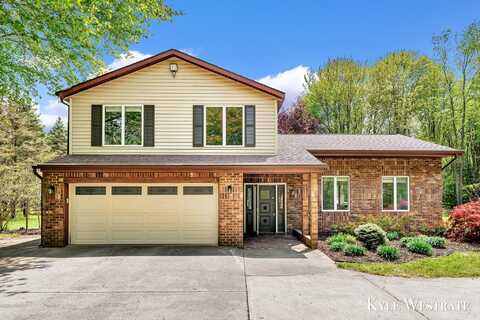 907 W Mount Garfield Road, Norton Shores, MI 49441