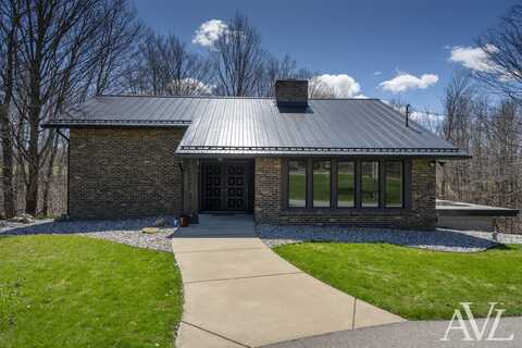 3086 Leonard Street, Marne, MI 49435