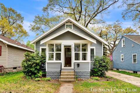 2277 Harding Avenue, Muskegon, MI 49441