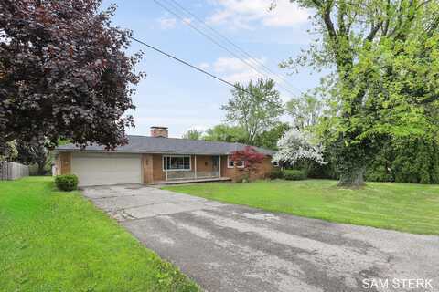 3628 Cordes Avenue NW, Comstock Park, MI 49321
