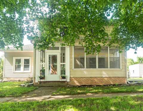 222 W Michigan Avenue, Clinton, MI 49236