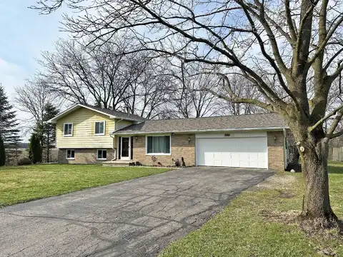 2565 Carleton Rockwood Road, Carleton, MI 48117
