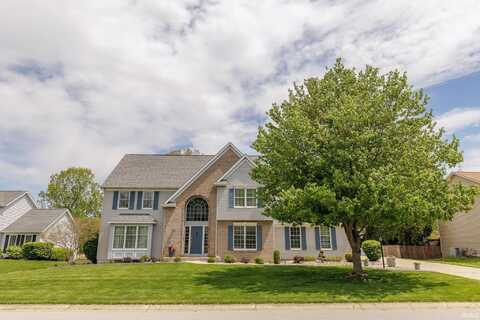 60526 Woodstock Drive, South Bend, IN 46614