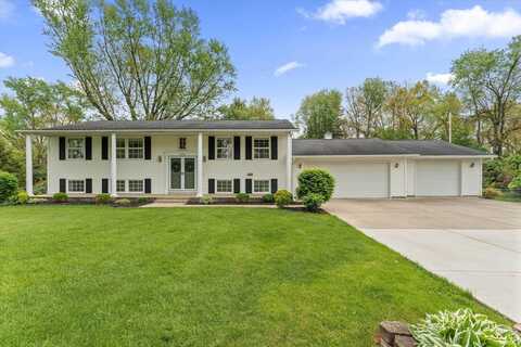 53220 Towhee Lane, South Bend, IN 46637