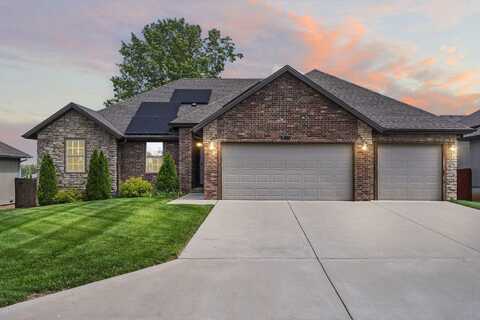 869 E Striper Drive, Nixa, MO 65714