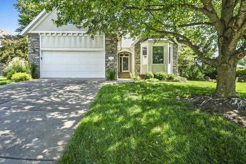 962 S Carriage Avenue, Springfield, MO 65809