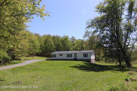 702 Bennett Road, Meshoppen, PA 18630