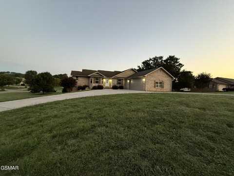 734 Southview Circle, Kodak, TN 37764