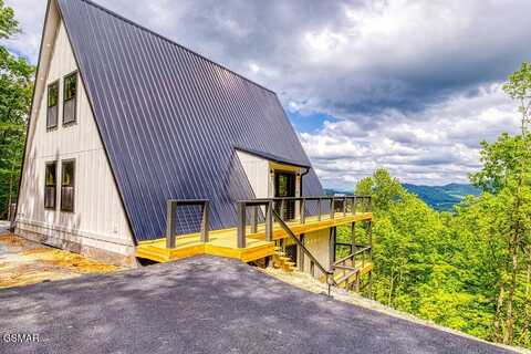 1856 Natures Lane, Sevierville, TN 37862