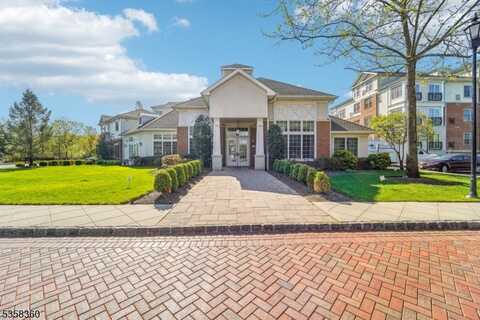 1212 The Plz, Tenafly, NJ 07652
