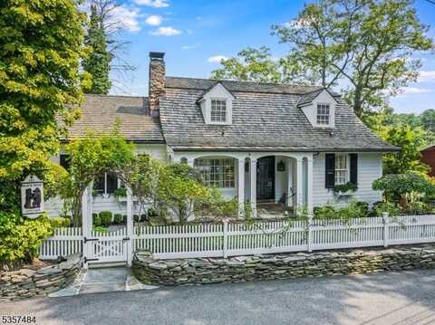167 Lake End Rd, Rockaway, NJ 07435