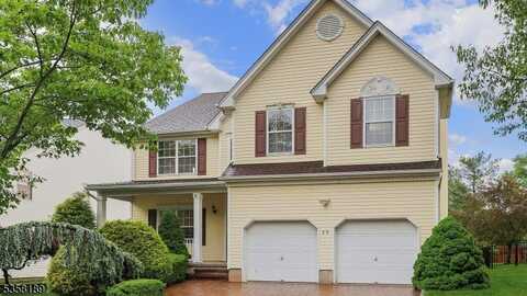 39 Reinhart Way, Bridgewater, NJ 08807