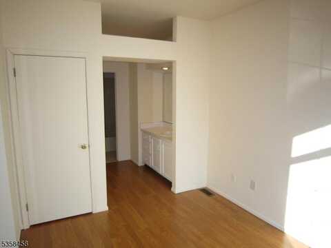 2 Birchwood Road Condo, Bedminster, NJ 07921