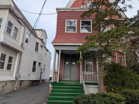 262 Oakwood Ave, Orange, NJ 07050