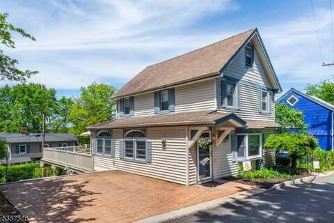 7 Force Pl, Whippany, NJ 07878