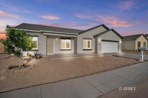 1743 N Cota Ln, Thatcher, AZ 85552