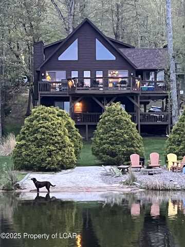 340 Four Seasons Drive, Drums, PA 18222