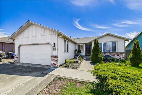 1422 Chickadee Court, McKinleyville, CA 95519