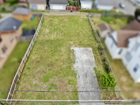 516 W Hawthorne Street, Eureka, CA 95501