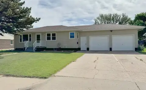 2012 Eisenhower Rd, Hays, KS 67601