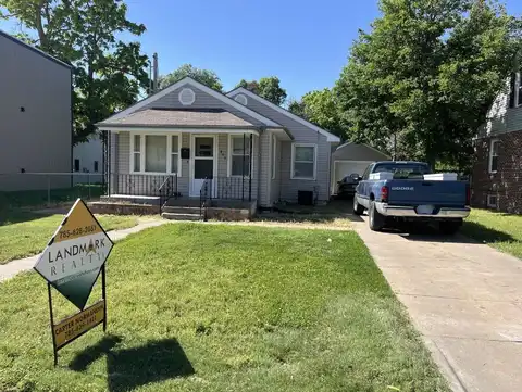 406 W 3rd St, Hays, KS 67601
