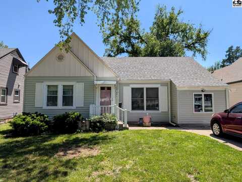 626 E Hancock St, McPherson, KS 67460