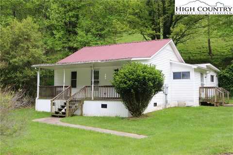 303 Sugar Tree Road, Warrensville, NC 28693
