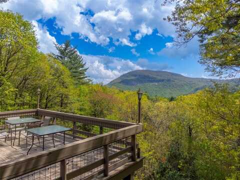 515 Stillmont Circle, Cashiers, NC 28717