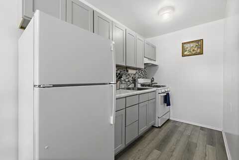 425 MADISON AVE, New Milford, NJ 07646