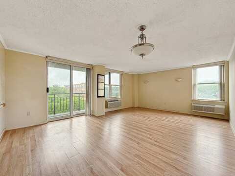 300 MAIN ST, Little Falls, NJ 07424