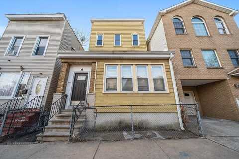 9 STEVENS AVE, Greenville, NJ 07305