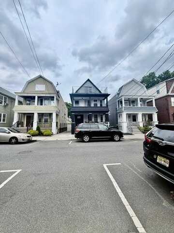 8516 3RD AVE, North Bergen, NJ 07047