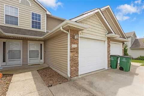 824 SW Peach Tree Lane, Lees Summit, MO 64064