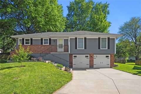 247 SE Brownfield Court, Lees Summit, MO 64063