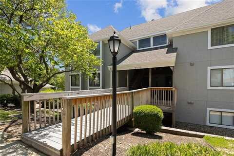 5870 Park Street, Shawnee, KS 66216
