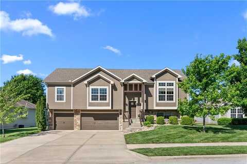 9301 SW 2nd Street, Blue Springs, MO 64064