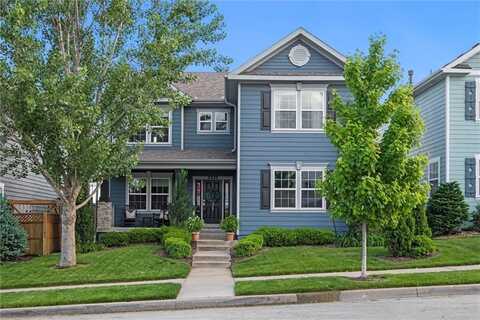3320 SW Arena Street, Lees Summit, MO 64081