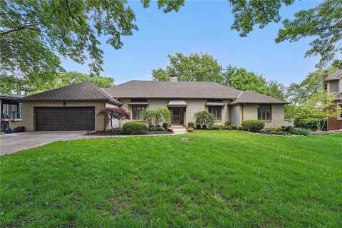 11203 Cedar Drive, Leawood, KS 66211