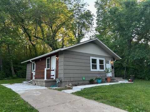 4307 Towers Road, Kansas City, MO 64130