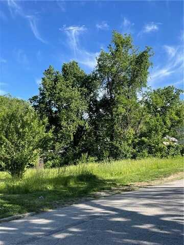 3003 N 33rd Street, Kansas City, KS 66104