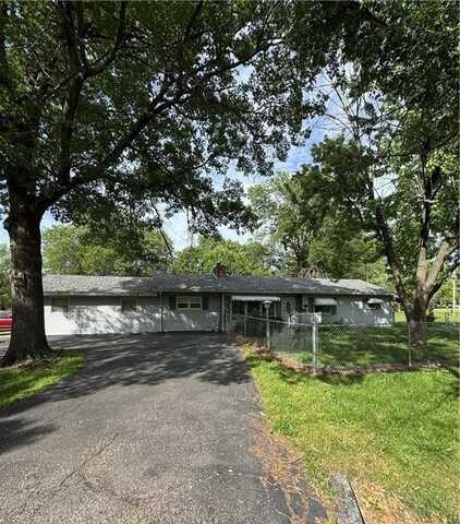 209 S 4th Street, Arma, KS 66712