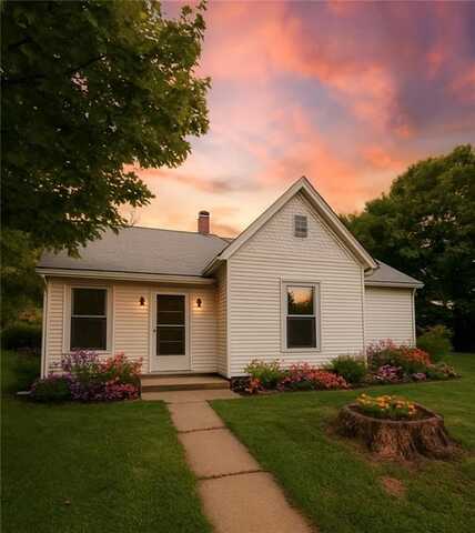 321 E Walnut Street, Sedalia, MO 65301