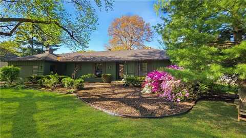 410 GLEN ARBOR Road, Kansas City, MO 64114