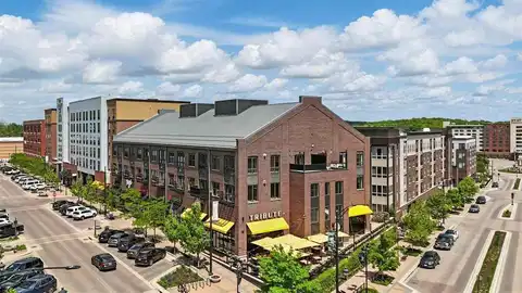 901 E 2nd Ave, Coralville, IA 52241