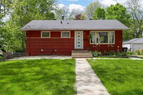 661 S Governor St, IowaCity, IA 52240