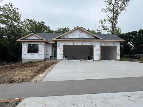 1502 Legend Dr, Tiffin, IA 52340