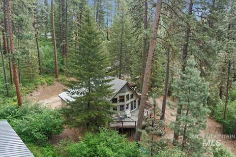 36 Sleepy Hollow Loop, Garden Valley, ID 83622