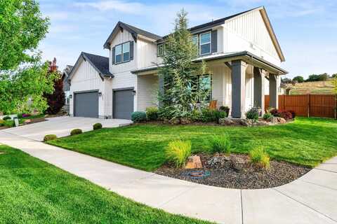 2043 E Lodge Trail Dr, Meridian, ID 83642