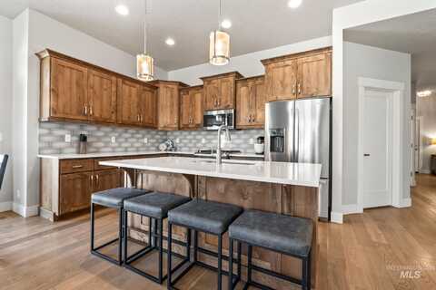 752 E Bouquet Ct, Kuna, ID 83634